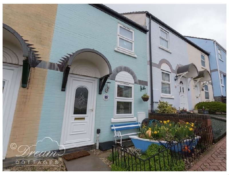 The Lobster Pot a british holiday cottage for 4 in , 