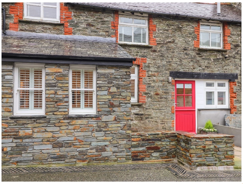 Beach Hut a british holiday cottage for 2 in ,