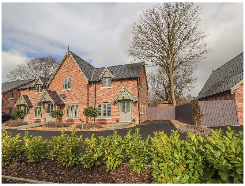 Moat View a british holiday cottage for 5 in ,