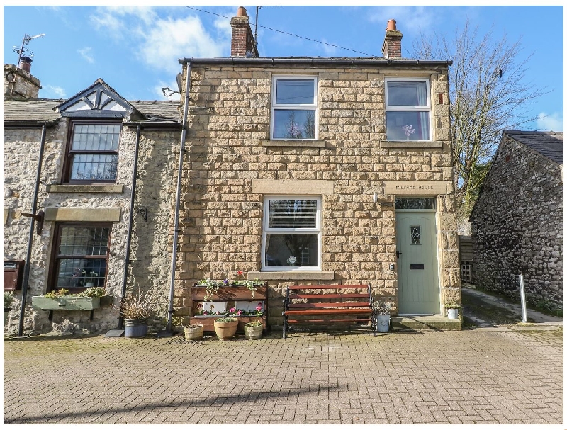 More information about Milford House - ideal for a family holiday