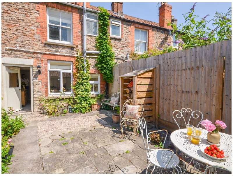 Florence Cottage a british holiday cottage for 4 in , 
