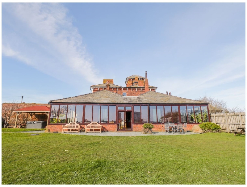 Roa Island House a british holiday cottage for 16 in , 