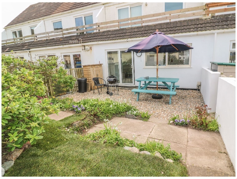 Just Beachy a british holiday cottage for 4 in ,