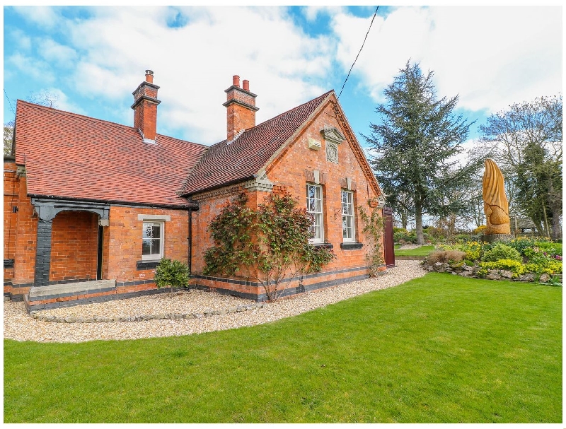 More information about South Lodge - Longford Hall Farm Holiday Cottages - ideal for a family holiday