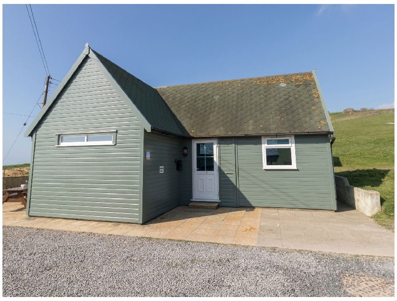 Sandpiper Chalet a british holiday cottage for 4 in , 