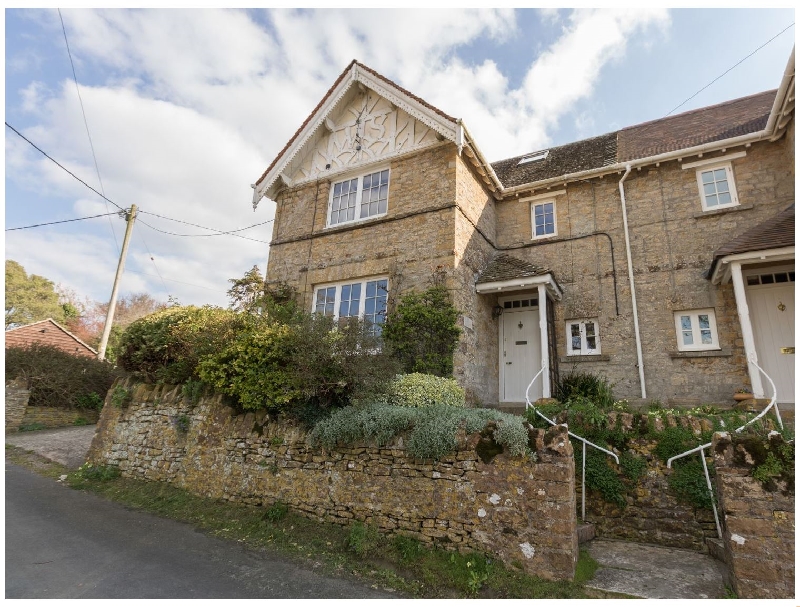 East Cottage a british holiday cottage for 9 in ,