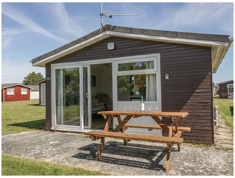 Chalet H11 a british holiday cottage for 4 in ,