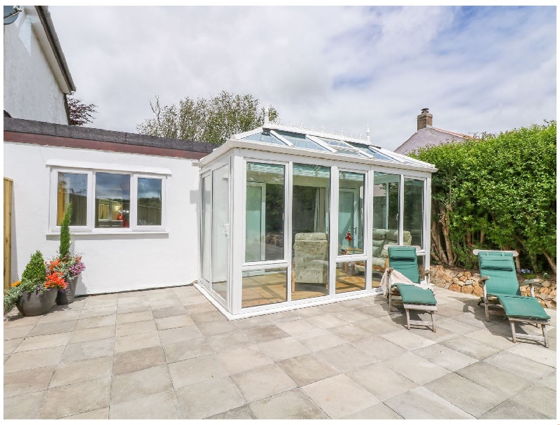 Strawberries &amp; Cream Retreat a british holiday cottage for 2 in , 