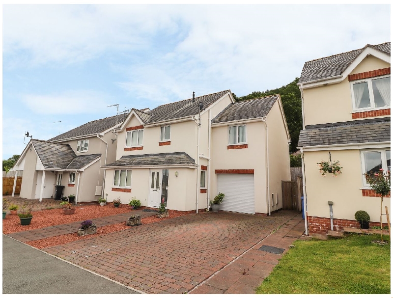 More information about 11 Maes Glyndwr - ideal for a family holiday