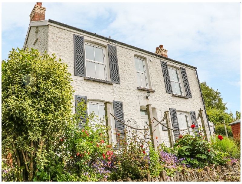 Gorwell House a british holiday cottage for 7 in ,
