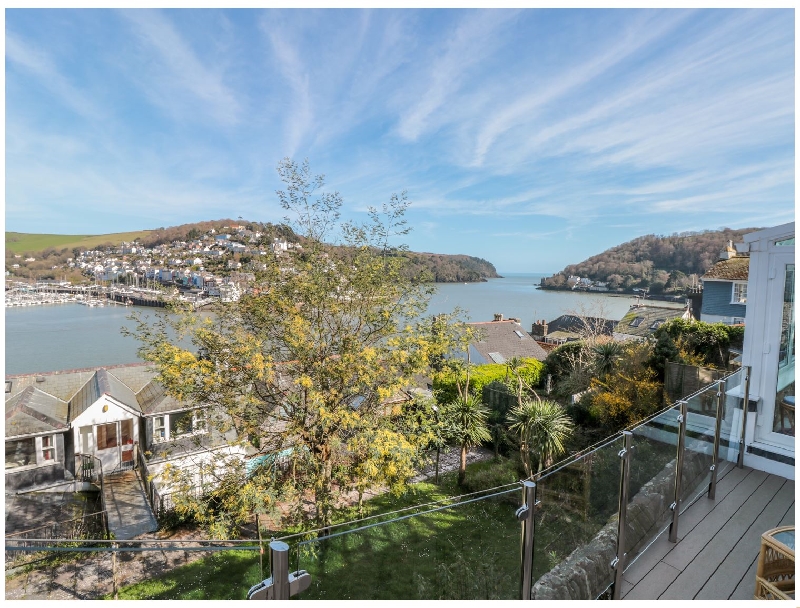 Estuary View (House &amp; Annexe) a british holiday cottage for 8 in , 