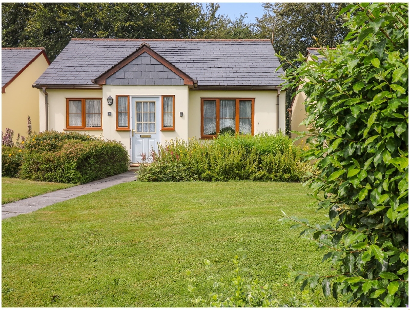 Roofers Retreat a british holiday cottage for 4 in , 