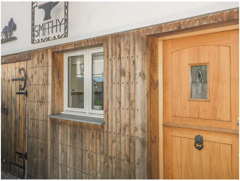The Smithy a british holiday cottage for 8 in , 
