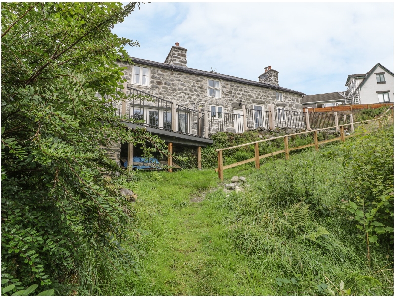 More information about Ochr Y Rhiw - ideal for a family holiday