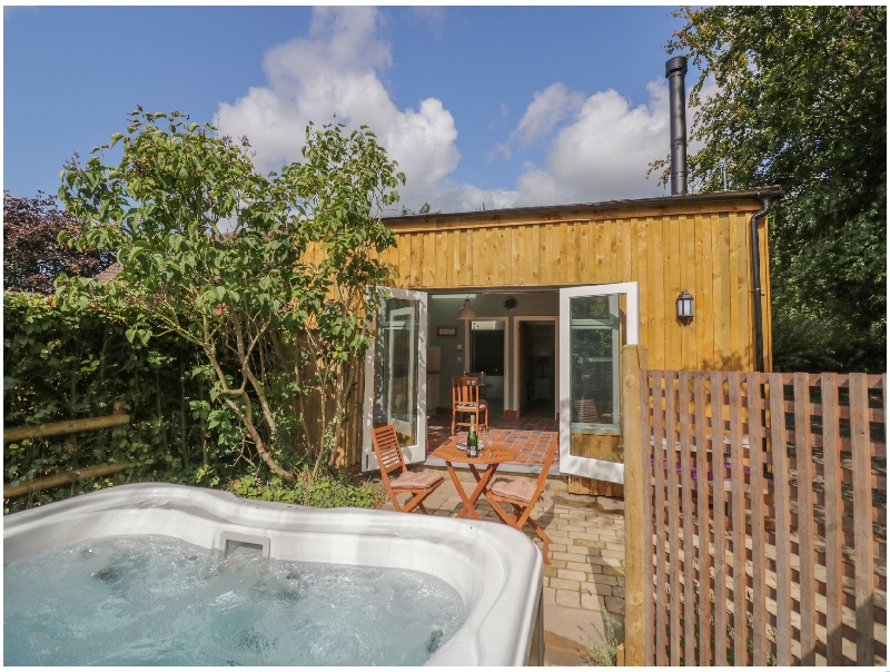 More information about Hen House View - ideal for a family holiday