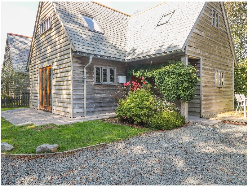 Treval Lodge a british holiday cottage for 6 in , 