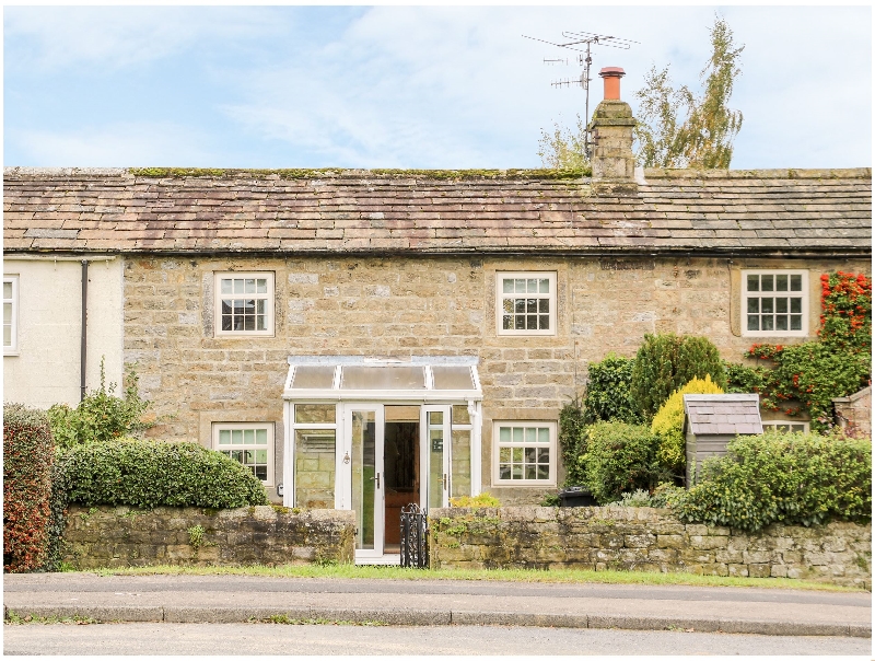 Bumble Cottage a british holiday cottage for 3 in , 