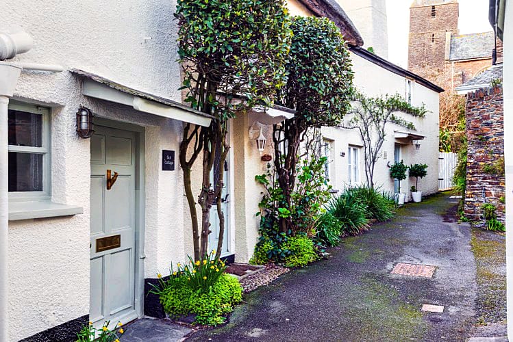 Gull Cottage a british holiday cottage for 2 in , 