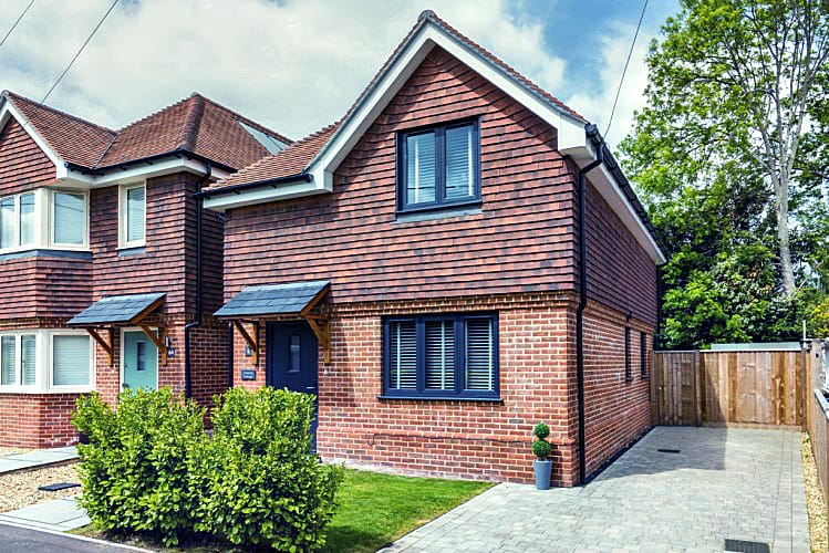 Chestnut Cottage a british holiday cottage for 6 in , 