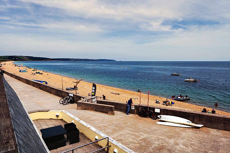 More information about 7 @ The Beach - ideal for a family holiday