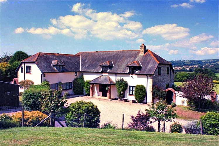 Boshill House a british holiday cottage for 12 in , 