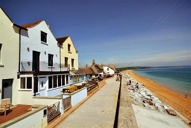 More information about Shingle House - ideal for a family holiday
