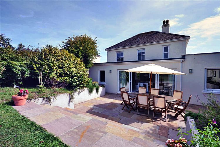 Wayfarings a british holiday cottage for 8 in , 