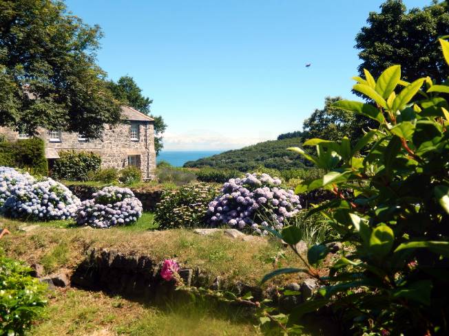 Rainbow Cottage a british holiday cottage for 6 in ,