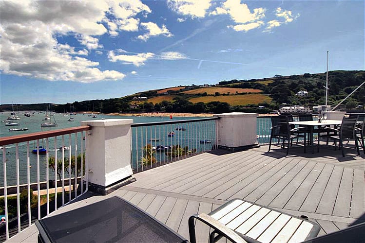 More information about 21 The Salcombe (Quarterdeck) - ideal for a family holiday