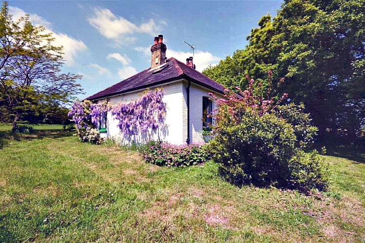 More information about Pinns Farm Bungalow - ideal for a family holiday
