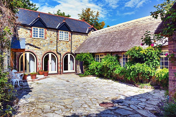 Courtyard Cottages a british holiday cottage for 15 in ,