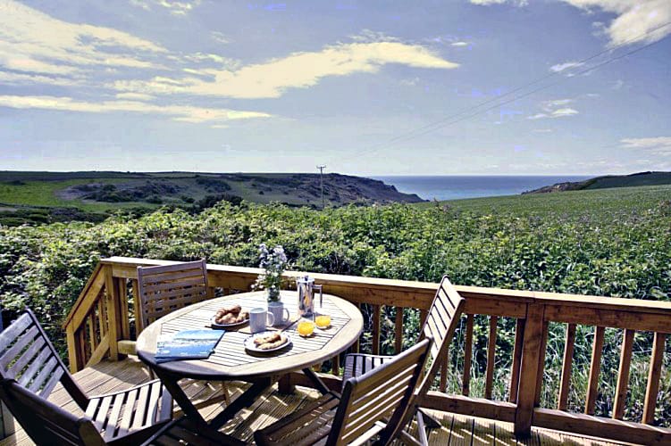 25 Salcombe Retreat a british holiday cottage for 6 in , 